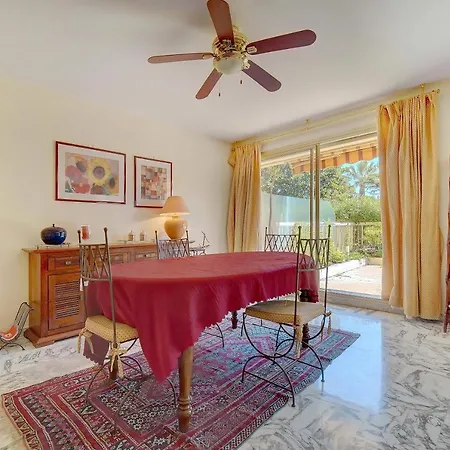 شقة Comfortable 3 Bedroom, Superb South Terrace *