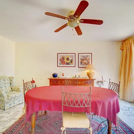 Comfortable 3 Bedroom, Superb South Terrace Cannes