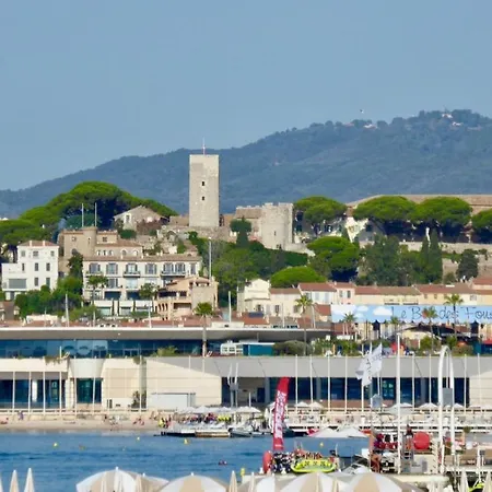 Comfortable 3 Bedroom, Superb South Terrace Apartmán Cannes